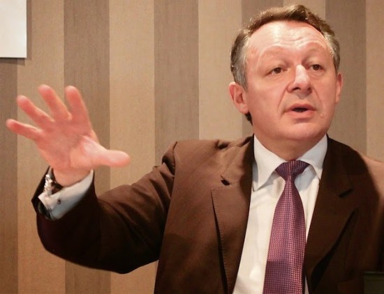 Gouvernement Valls II : Thierry Braillard sauve son poste !