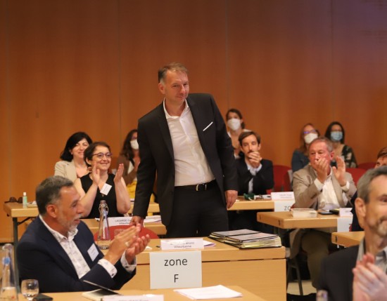 Bruno Bernard (EELV) officiellement installé comme président de la Métropole de Lyon