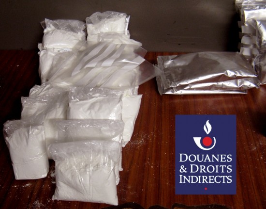 Près de 15 kilos de cocaïne interceptés à l'aéroport de Lyon-Saint-Exupéry