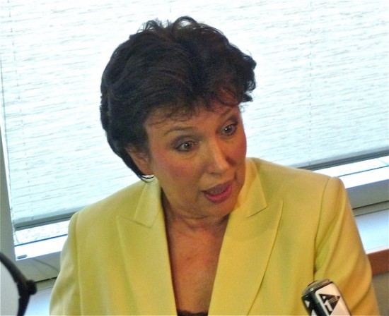Roselyne Bachelot à Lyon pour lutter contre les fraudes à la CAF