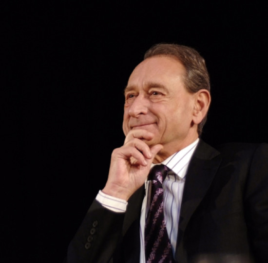 Bertrand Delanoë acclamé à Villeurbanne Bertrand Delanoë acclamé à Villeurbanne