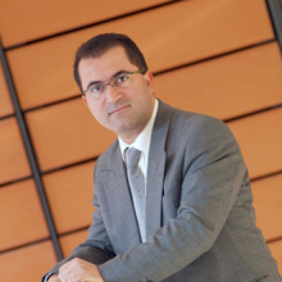 "Aulas a la folie des grandeurs" 