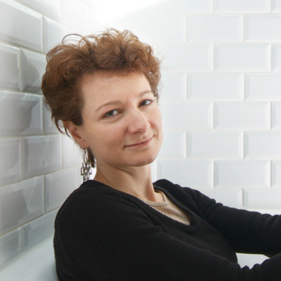 Une dyslexique devenue romancière à succès