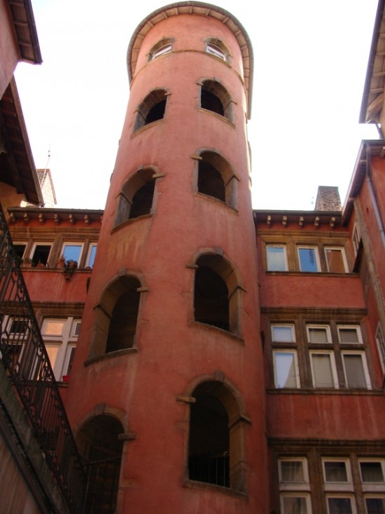 La Tour Rose en redressement judiciaire