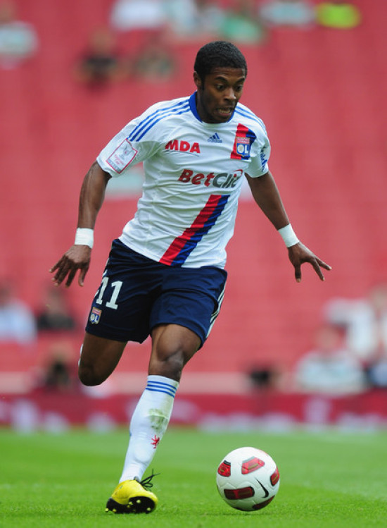 Bastos vers Manchester United ? 