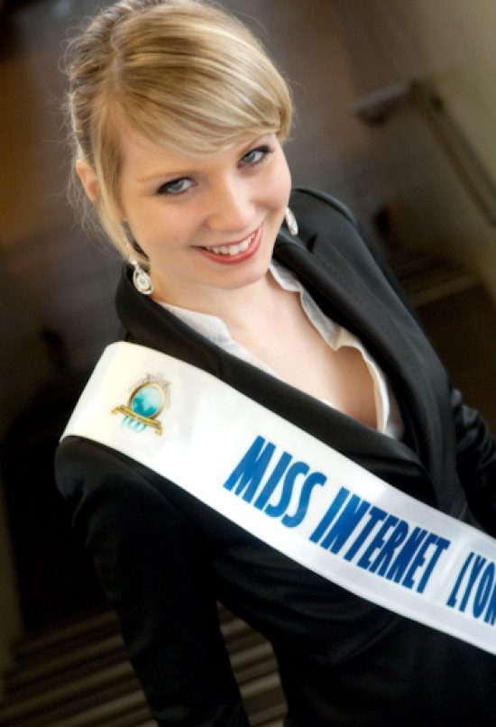 Julie Raquet élue Miss internet France 2010