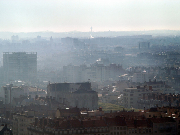 Le bassin lyonnais en vigilance orange pollution, la vitesse sur la ...