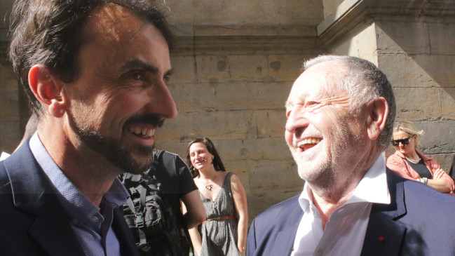 "Quand une ville est mal gérée, on ne peut pas la revendre" : quand Grégory Doucet donne un cours magistral à Jean-Michel Aulas "Quand une ville est mal gérée, on ne peut pas la revendre" : quand Grégory Doucet donne un cours magistral à Jean-Michel Aulas