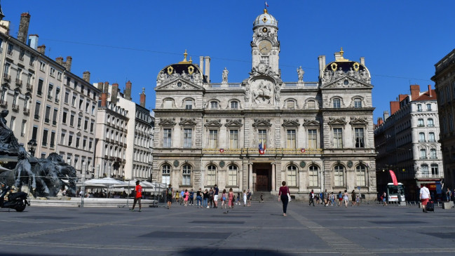 Pourquoi plusieurs syndicats appellent &agrave; manifester &agrave; Lyon pour l&rsquo;Iran ce samedi