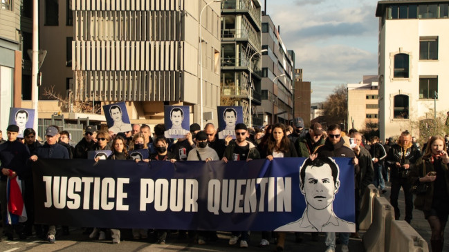 Marche pour Quentin à Lyon : la préfète signale au procureur des chants racistes et des saluts nazis constatés Marche pour Quentin à Lyon : la préfète signale au procureur des chants racistes et des saluts nazis constatés