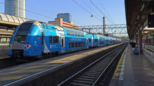 Mauvaise surprise pour les vacanciers : plus aucun train entre Lyon et Grenoble