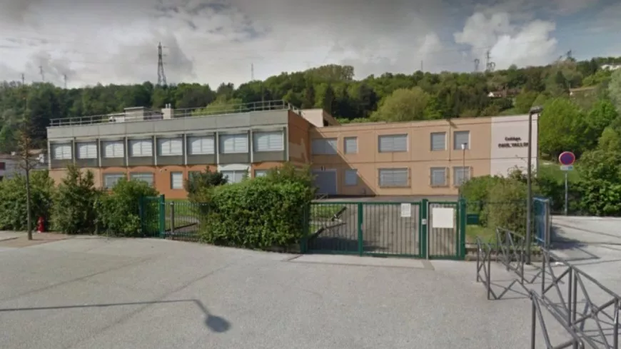 Près de Lyon : une enseignante reçoit trois coups de poing d’une élève, ses collègues exercent leur droit de retrait