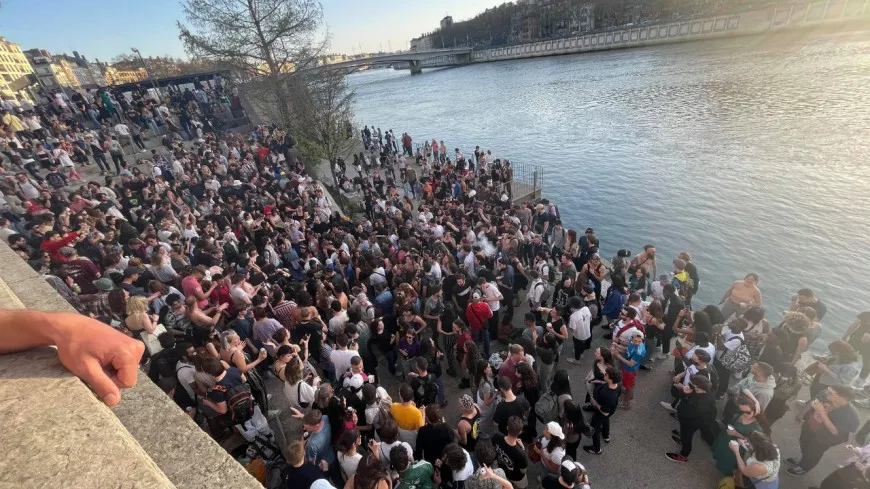 Lyon : gros rassemblement festif et sans masque sur les quais de Sa&ocirc;ne, la pr&eacute;fecture va traquer les organisateurs