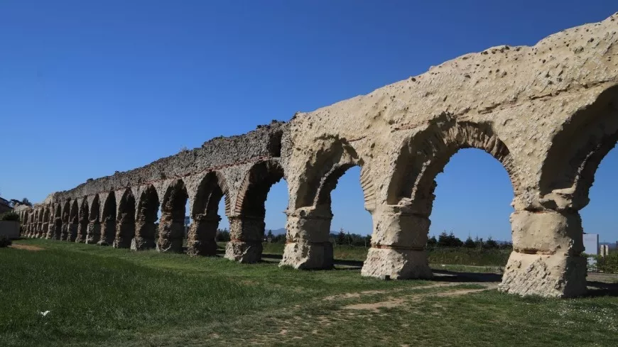 Près de Lyon : Chaponost attend de nouveaux dons pour finaliser les travaux de restauration de l'aqueduc romain du Gier