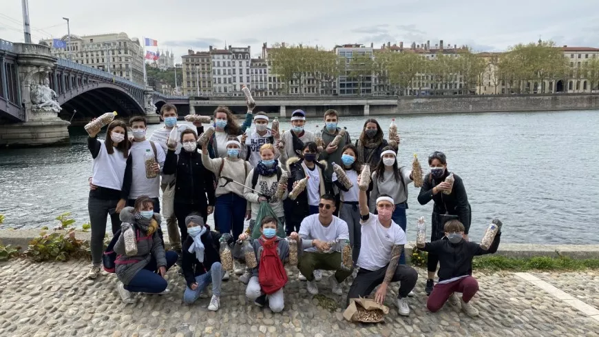 Près de 20 000 mégots ramassés dans les rues de Lyon par l’association Hebdo Ecolo