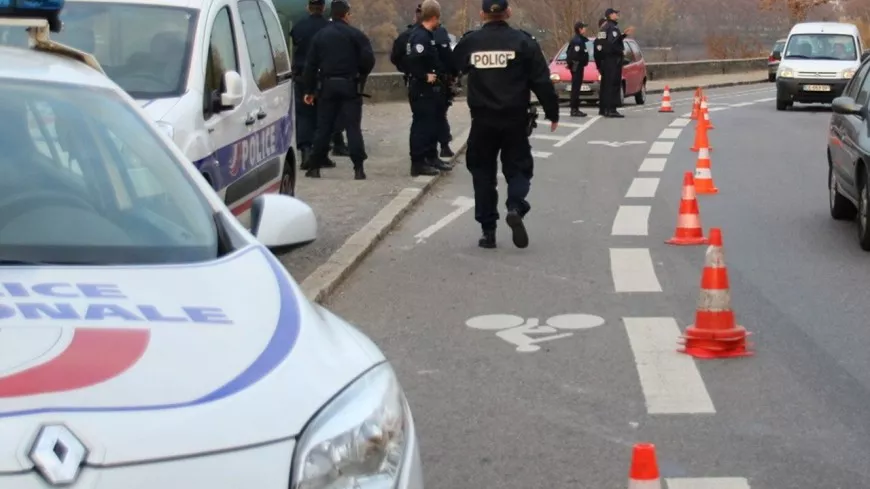 Dès le 1er novembre, certains signalements de contrôles routiers seront interdits sur les routes de Lyon et du Rhône