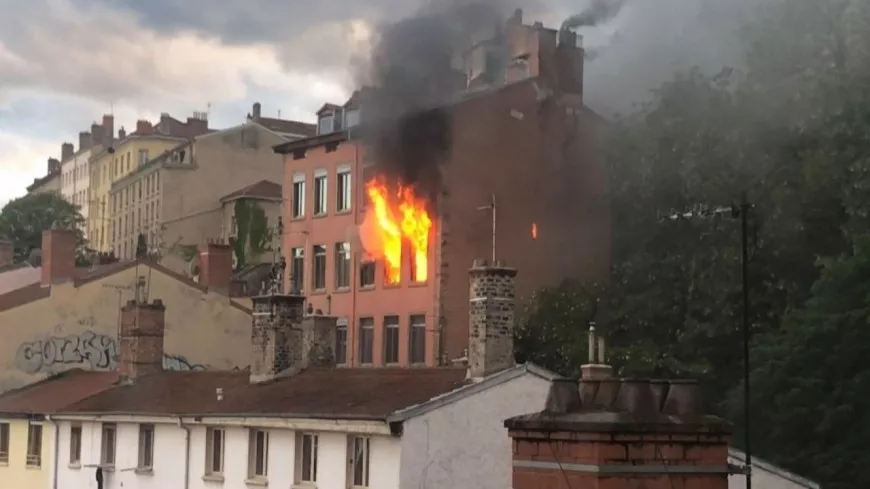 Lyon : il y a un an, les pompiers luttaient trois jours contre l’incendie montée Bonafous