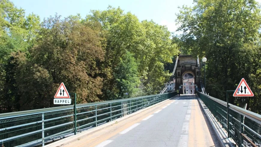Lyon-Caluire : le pont de l&rsquo;&Icirc;le Barbe restera ferm&eacute; &agrave; la circulation jusqu&rsquo;&agrave; sa reconstruction