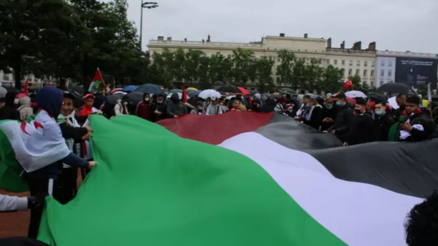 Conflit israélo-palestinien : les communistes de la Métropole de Lyon demandent "des actes de la France"