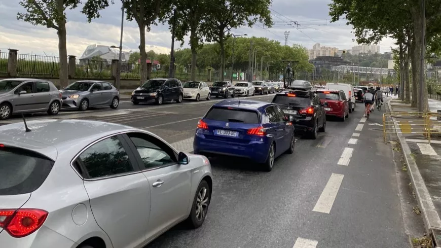 Lyon : la Confluence saturée ce samedi, la faute aux voitures ou à la piétonnisation ?