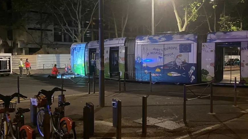 Près de Lyon : trois blessés lors d’un accident entre une voiture et un tramway après un refus d'obtempérer