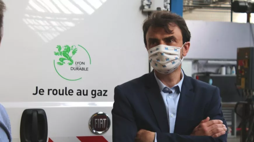 Don d'un véhicule polluant de la Ville de Lyon à Ouagadougou : Grégory Doucet accusé de "polluer chez les autres"
