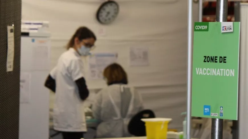 Covid-19 : la Métropole de Lyon débloque 413 000 euros pour accompagner les centres de vaccinations des communes