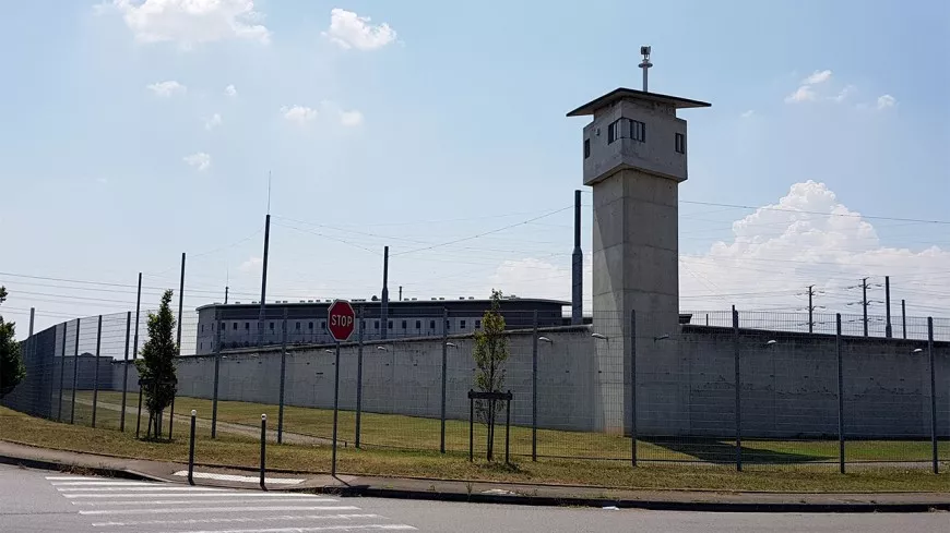 Un détenu sexagénaire se suicide à la prison de Lyon-Corbas