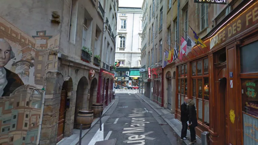 Lyon : un homme violemment agressé ce dimanche matin