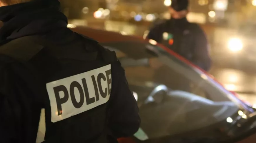 Près de Lyon : arrêté, il montre son pénis aux policiers avant de s’échapper