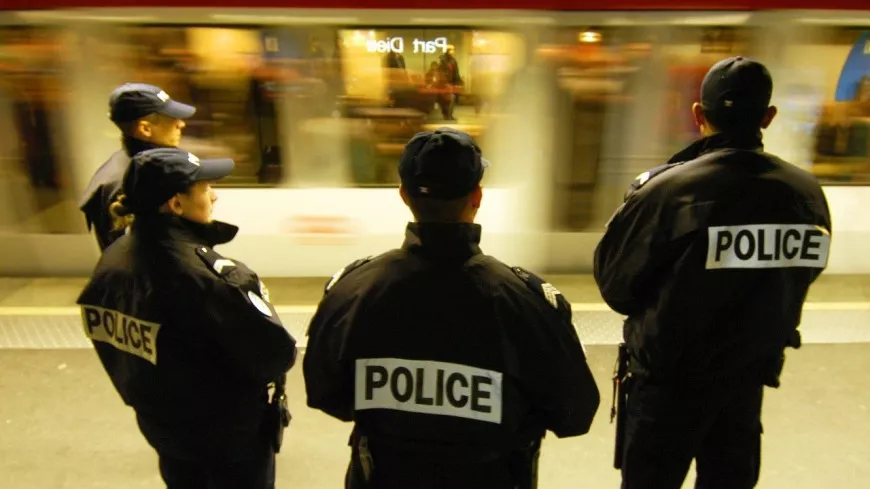Lyon : écrouée après un vol de carte bancaire dans le métro