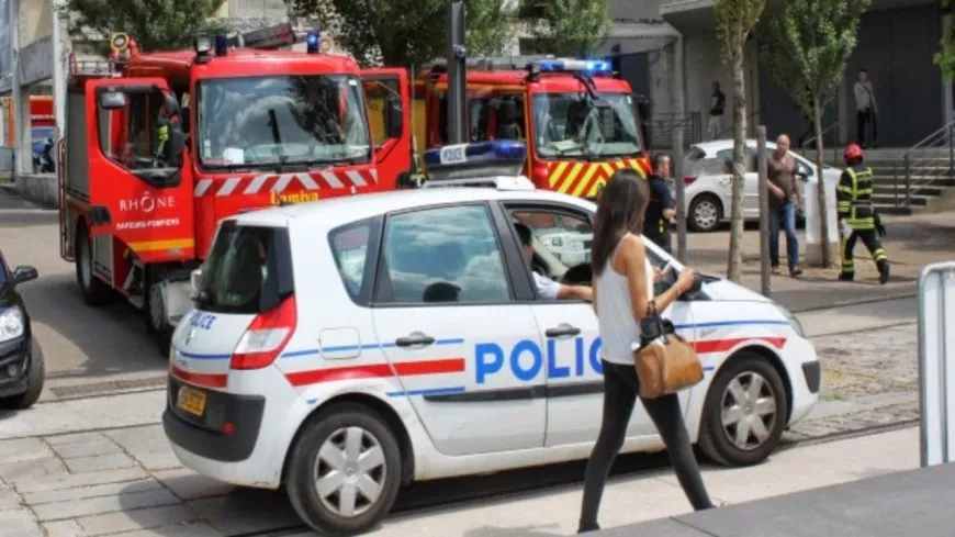 Près de Lyon : ivre et blessé, il frappe un policier venu l'aider puis lui présente ses excuses