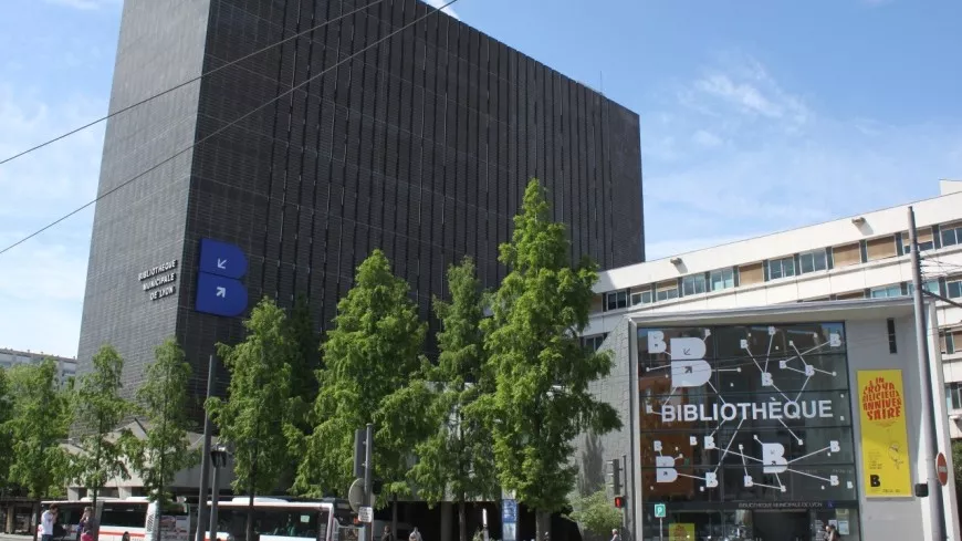 Appel à la grève contre le pass sanitaire obligatoire à l'entrée des bibliothèques municipales de Lyon