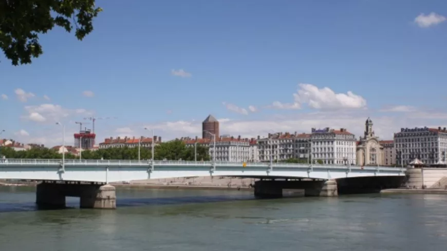 Lyon : les arracheurs de colliers du pont de la Guillotière interpellés
