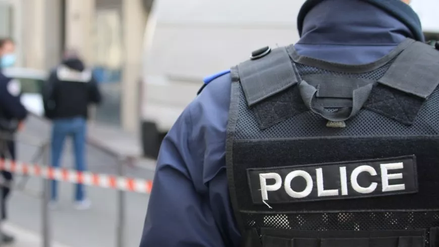 Près de Lyon : la police met la main sur quatre tonnes de gaz hilarant !