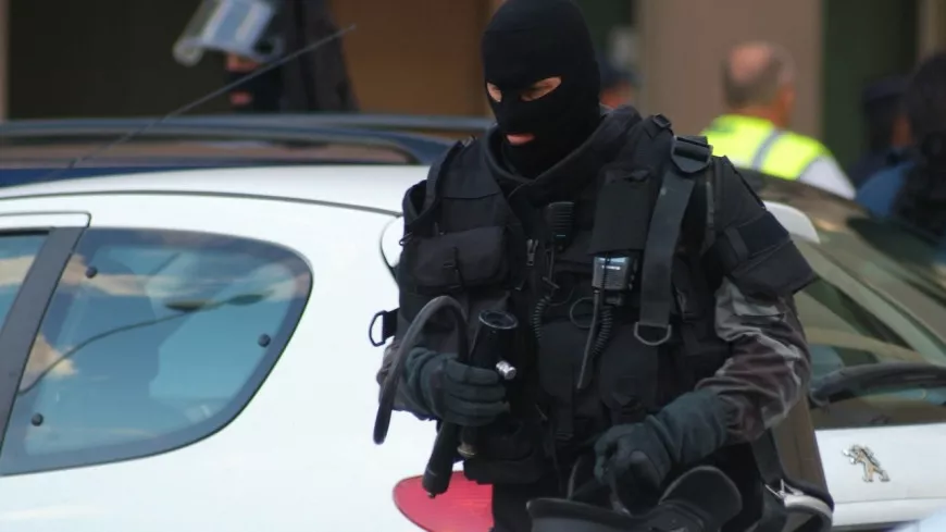 Rhône : il ouvre le feu en direction des gendarmes, le GIGN appelé en renfort (MàJ)