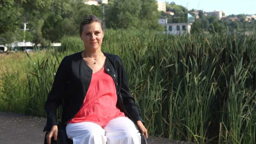 Audrey Hénocque pleure en plein conseil municipal de Lyon après des propos douteux de la droite sur le handicap
