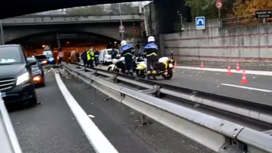Une voiture tombe sur les voies depuis un pont, le périph nord coupé à Lyon