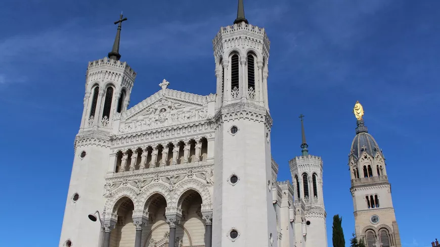 Lyon : une tombola pour rénover la basilique de Fourvière, de nombreux lots prestigieux à gagner