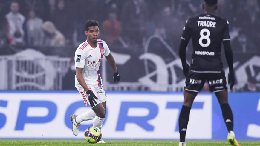 OL-Metz : Lyon boucle 2021 dans la douleur (1-1) - VIDEO