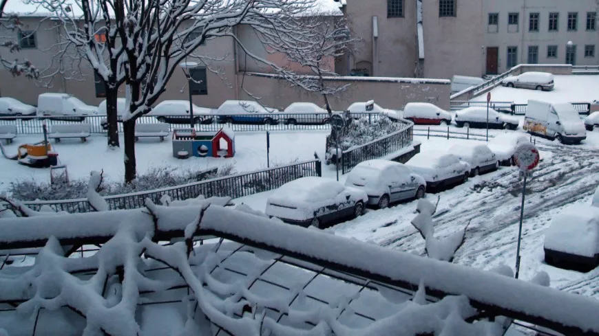 Lyon : le Père Noël n’apportera pas de neige cette année dans son traineau