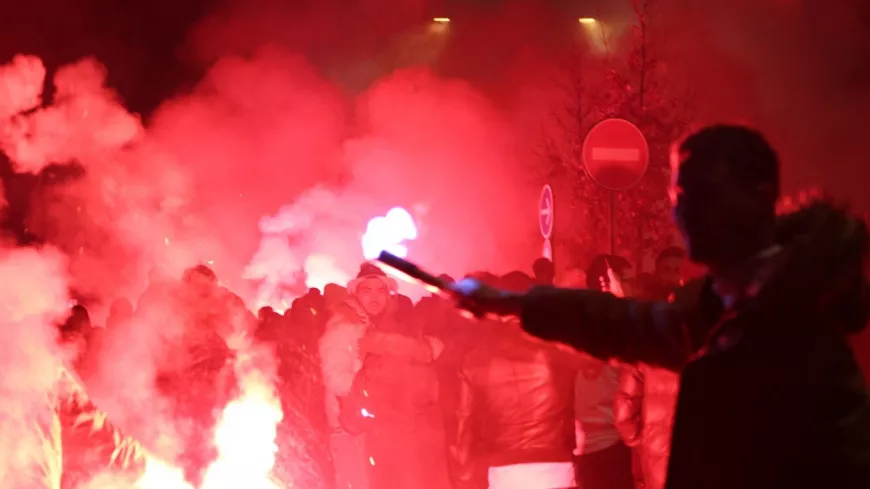 "Risque d'affrontement" : les supporters du PSG interdits de déplacement à Lyon par le ministre de l'Intérieur