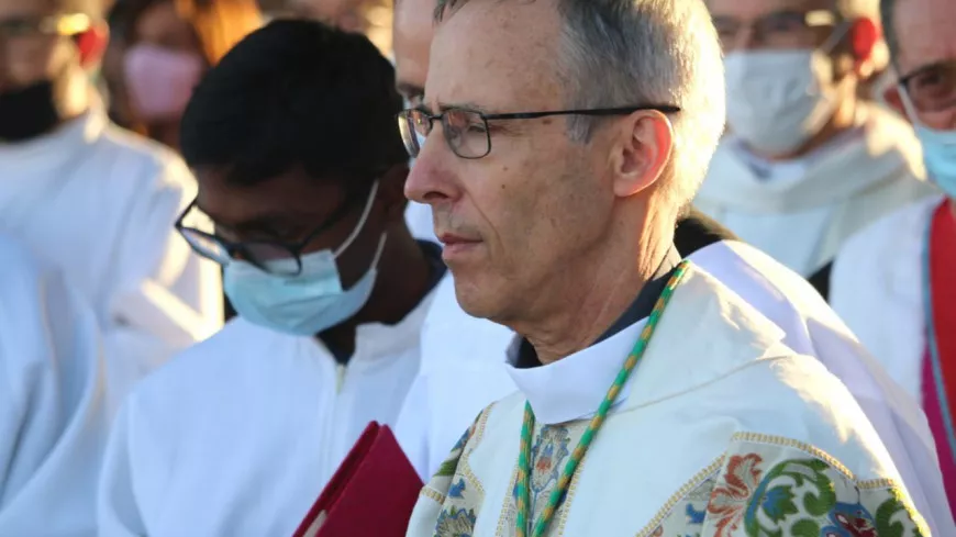 Affaire père Ribes : des victimes "probablement très nombreuses" selon l’archevêque de Lyon