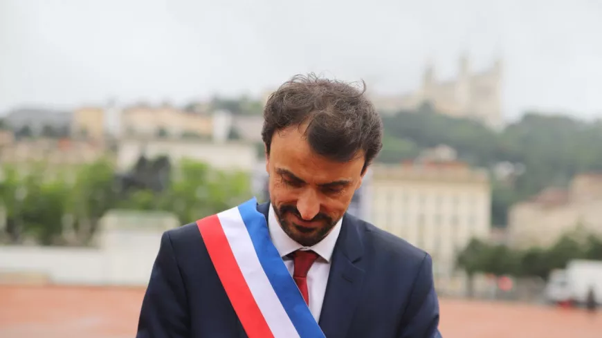 L’incroyable couac du maire de Lyon : un conseil municipal convoqué d’urgence pour voter la ZFE, oubliée par Grégory Doucet