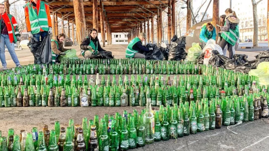 Lyon : ils collectent près de 4000 bouteilles de bière au quartier des Etats-Unis
