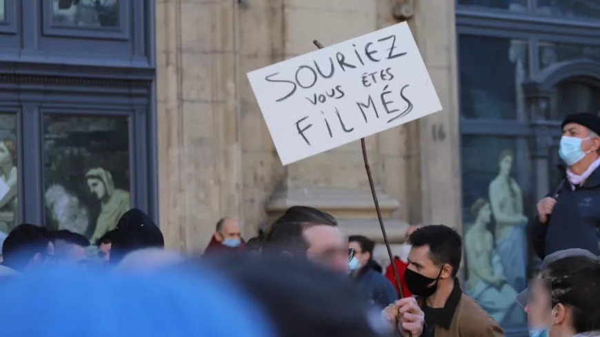 Lyon : la manifestation contre la sécurité globale se poursuit ce samedi