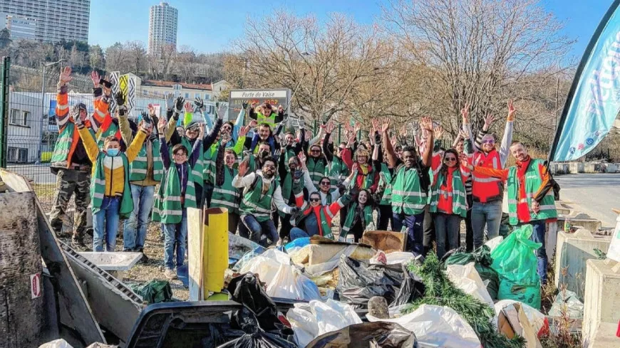 Le quartier de Vaise nettoyé par l’association Nettoyons Lyon : 500kg de déchets récupérés !
