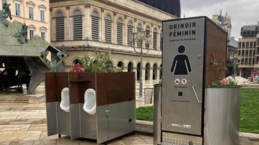 Urinoirs place Louis-Pradel : Lyon peut-elle vraiment être déclassée par l’UNESCO ?