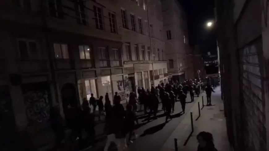 Mairie du 1er arrondissement de Lyon attaquée par l’ultragauche : une enquête ouverte