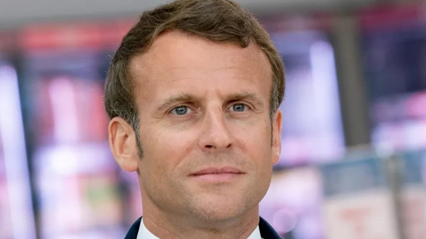 Emmanuel Macron arrive premier sur la commune de Meyzieu
